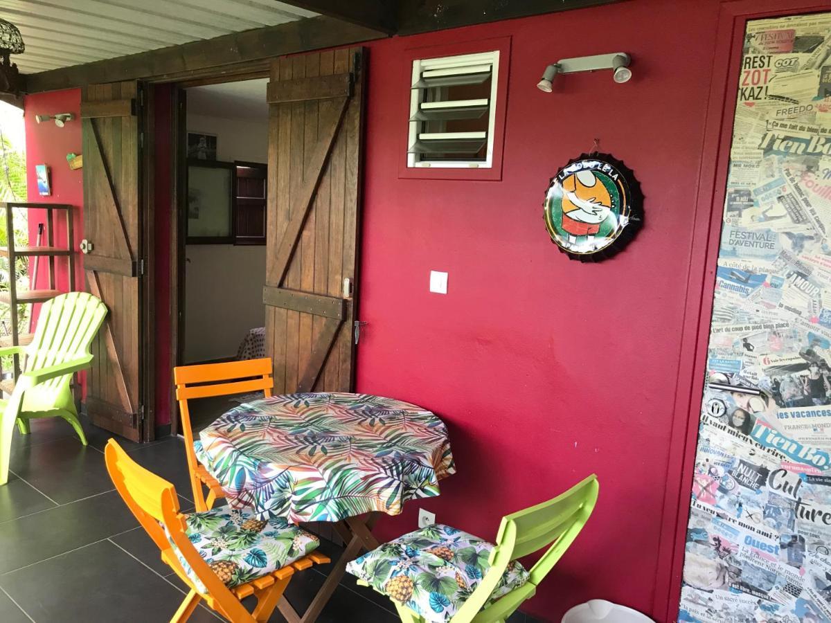Un Bungalow Au Paradis Saint Pierre Exterior photo